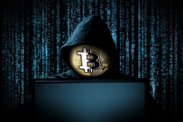 WHAT SHOULD ONE KNOW TO REMAIN SAFE ABOUT BITCOIN TRANSACTION THREATS?